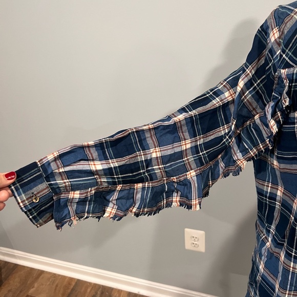 Long navy long sleeve stripped blouse💙 - Picture 2 of 15